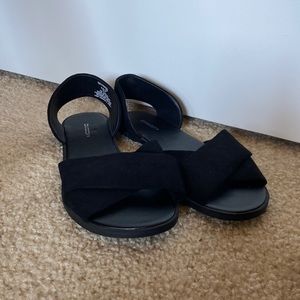 black h&m sandals